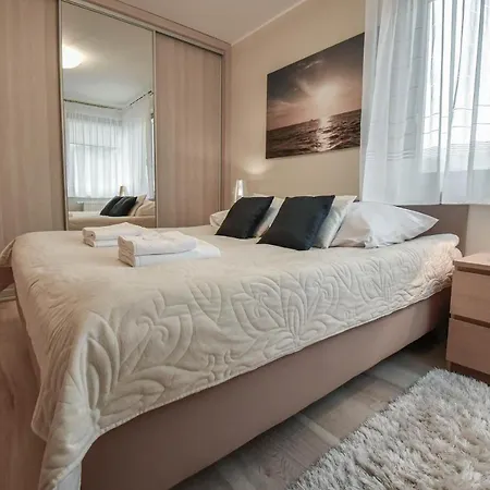 Apartamenty Na Wyspie - Zdrojowa 18 - Apartament Z Sypialnia - Parking Swinemünde Exterior foto